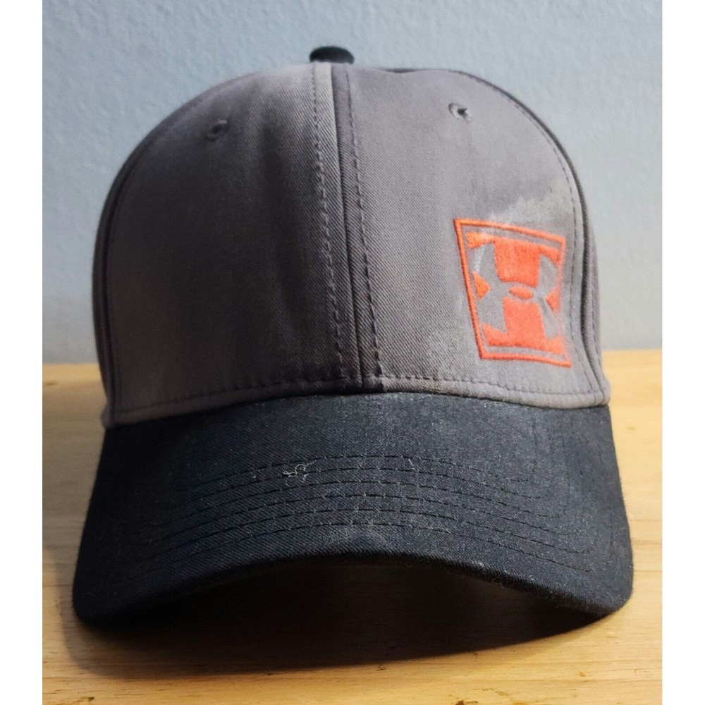 Under Armour Hat Adult Size Gray Black Bill Adjustable Hat Cap